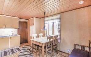 Ferienhaus | Eigene Küche | Kühlschrank, Kochgeschirr/Geschirr/Besteck