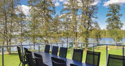 Awesome Home in Lammhult With 5 Bedrooms, Sauna and Wifi