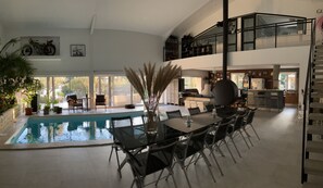 Indoor pool, outdoor pool - Domaine des Vergers (Cavaillon)