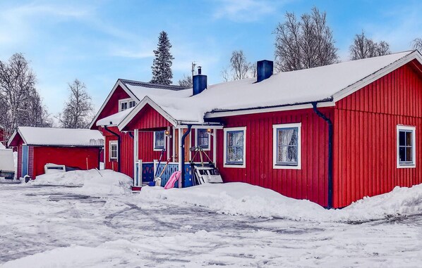 House | Exterior