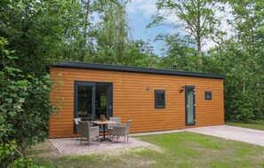 House (Chalet 11) | Exterior