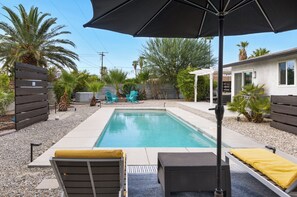 Beheizter Pool