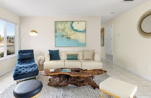 智能电视、壁炉