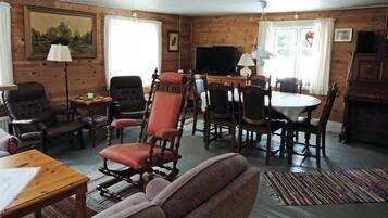 House | Living room | TV