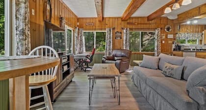 Charming 2BR 1BA Lakefront Cabin with Private Dock