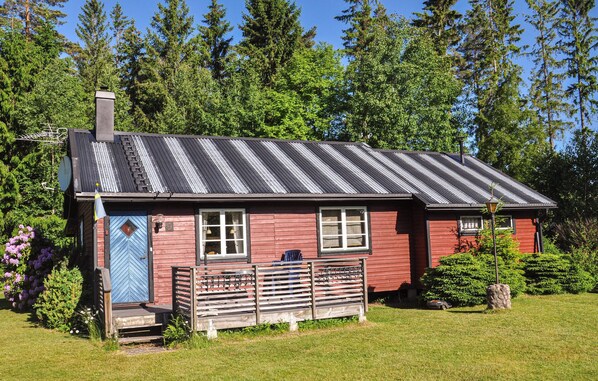 House | Exterior - Amazing Home in Tibro With 3 Bedrooms and Sauna (Tibro)
