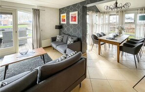 House | Living room