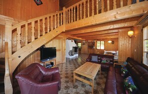 Apartment (Chalet Hochmatt) | Wohnzimmer | Fernseher