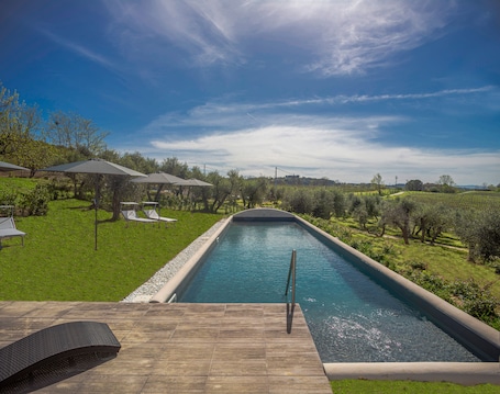Outdoor pool. Borgo Elissa