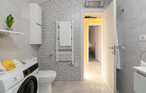 Bathroom - Beautiful Apartment in Vela Luka With Wifi and 1 Bedrooms (Vela Luka)