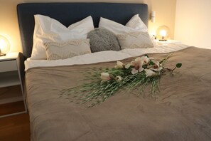 4 chambres, fer et planche à repasser, Wi-Fi gratuit, draps fournis