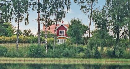 Amazing Home in Skillingaryd With 6 Bedrooms and Wifi