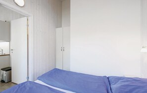 House | 1 bedroom, WiFi, bed sheets