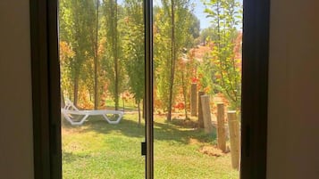 Chalet, 2 keskisuurta parisänkyä | 2 makuuhuonetta, silitysrauta/-lauta, ilmainen Wi-Fi, vuodevaatteet