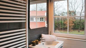 Nhà (Buitengoed Het Lageveld - 84) | Phòng tắm