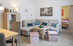 Ferienhaus | Wohnzimmer | Fernseher, Tischfußball