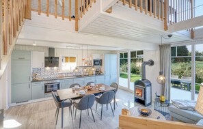 House | Private kitchen - Amazing Home in Zerpenschleuse With 2 Bedrooms and Wifi (Wandlitz)