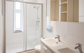 Apartment | Badezimmer