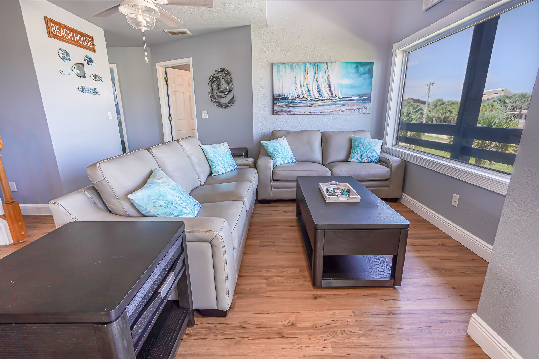 "LunaSea"-Directly Across from the Ocean-9BR/5BA