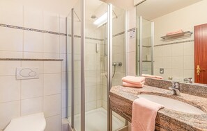 Apartment (Hotel Wittensee) | Bathroom - Hotel Wittensee (Gross Wittensee)