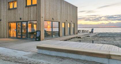 Amazing Apartment in Lembruch/dümmer See With 2 Bedrooms, Wifi and Indoor Swimming Pool