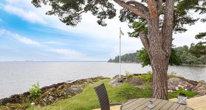 Stunning Home in Lidköping With 3 Bedrooms