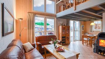 House | Living room | TV