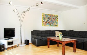 Apartment | Living room - Awesome Apartment in Otterndorf With 2 Bedrooms and Wifi (Otterndorf)