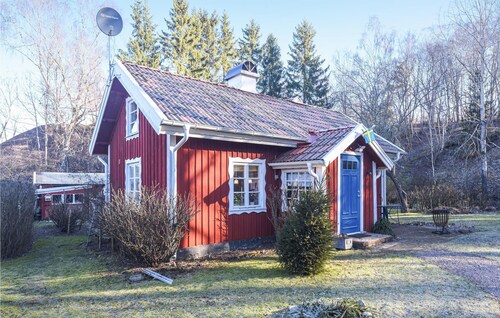 Awesome Home in Falköping With 2 Bedrooms
