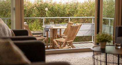 Beautiful Ship/boat in Aalsmeer With 2 Bedrooms and Wifi