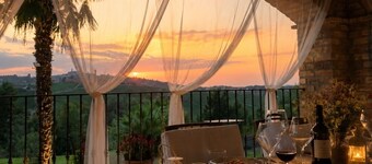 The Country House, totally exclusive for groups and family units.