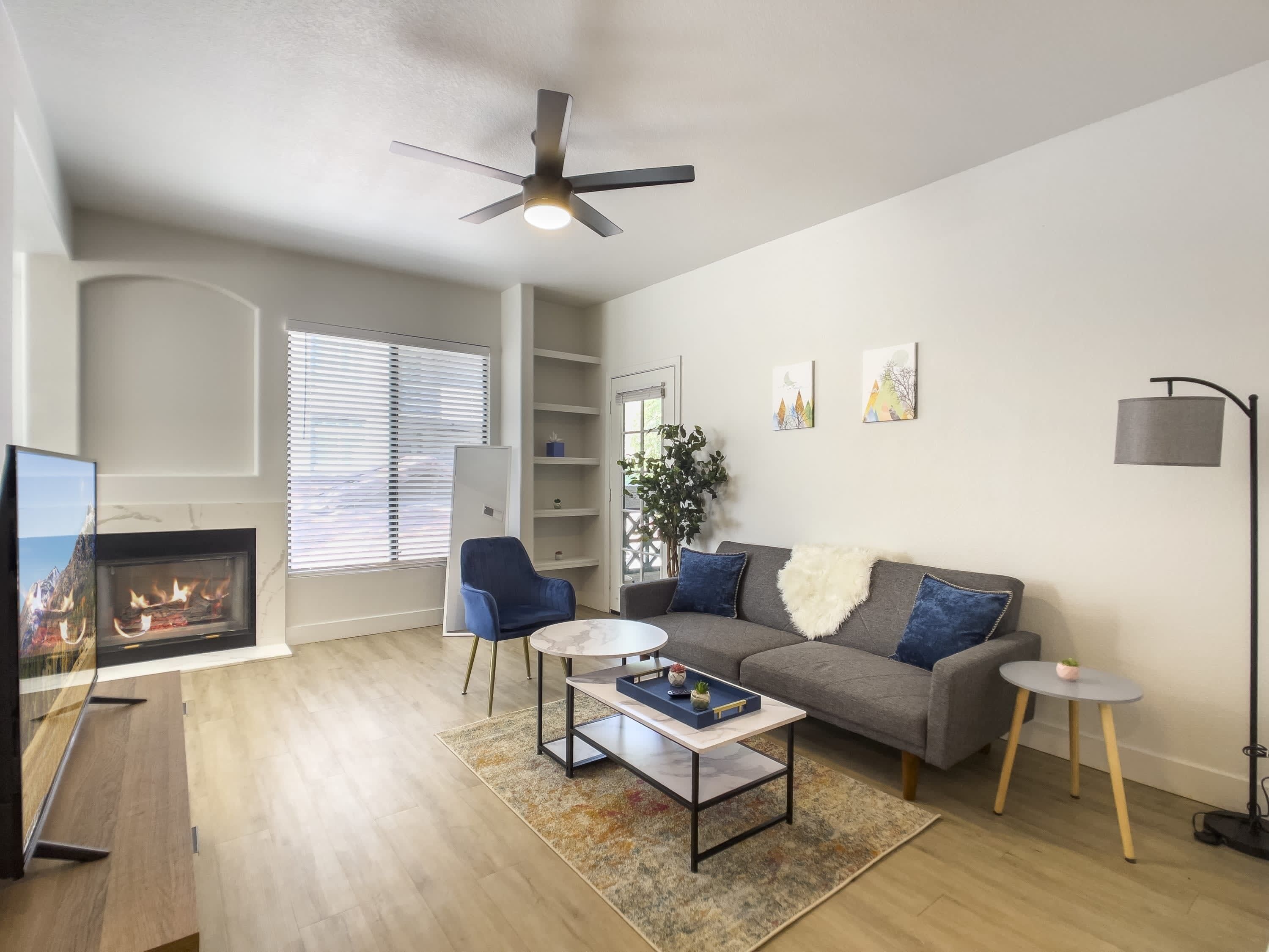 2BR Kierland Commons Golf Oasis by CozySuites!