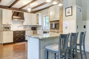 Fridge, microwave, stovetop, dishwasher - Historic Home w/ Modern Updates on < 4 Acres (Royalston)