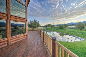 Terrace/patio - Stunning Driggs Retreat w/ Private Hot Tub & Pond! (Driggs)