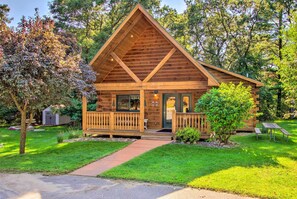 Exterior - Pet-Friendly Warrens Cabin w/ Fire Pit! (Warrens)
