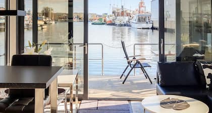 Beautiful Ship/boat in Göteborg With 2 Bedrooms and Wifi