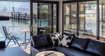 Beautiful Ship/boat in Göteborg With 2 Bedrooms and Wifi