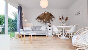 House | Living room | Smart TV