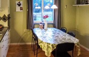 Apartment | Private kitchen | Fridge, cookware/dishes/utensils