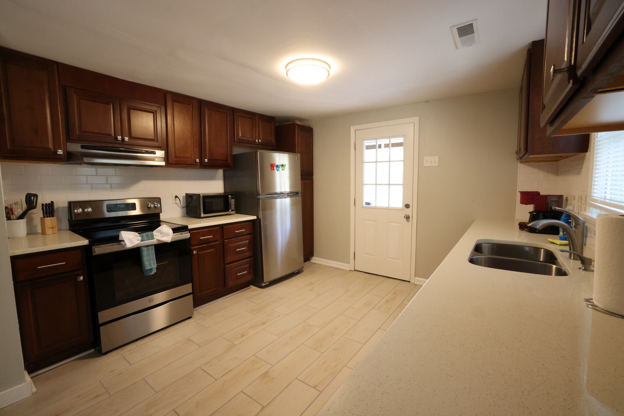 Beautiful Marsh Views in Park Circle!