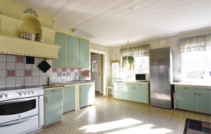 Casa | Cocina privada | Refrigerador y utensilios de cocina 