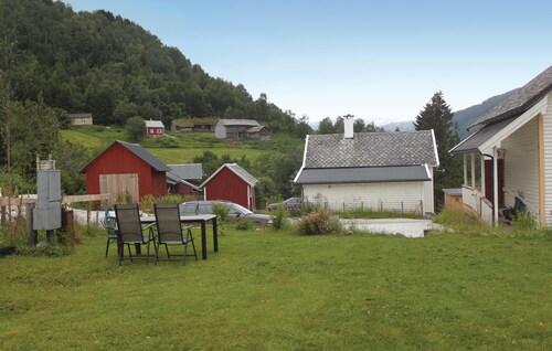 Nice Apartment in Vossestrand With 2 Bedrooms and Internet