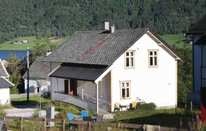 Apartment | Exterior - Nice Apartment in Vossestrand With 2 Bedrooms and Internet (Voss)