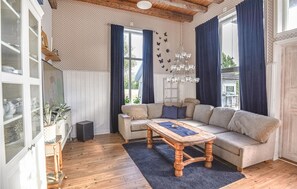 House | Living room
