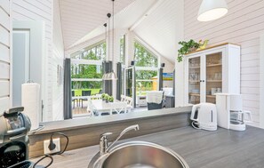 Private kitchen - Awesome Home in Krems Ii/warderbrück With 3 Bedrooms and Sauna (Krems II)