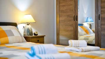 Nhà (Awesome home in Trnovec with WiFi and) | 2 phòng ngủ, truy cập Internet không dây miễn phí