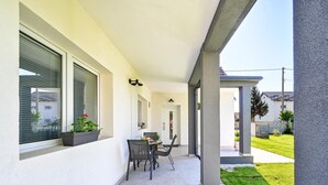 Exterior - Awesome Home in Trnovec With Wifi and 2 Bedrooms (Trnovec Bartolovecki)