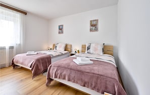 2 bedrooms, free WiFi - Awesome Home in Trnovec With Wifi and 2 Bedrooms (Trnovec Bartolovecki)