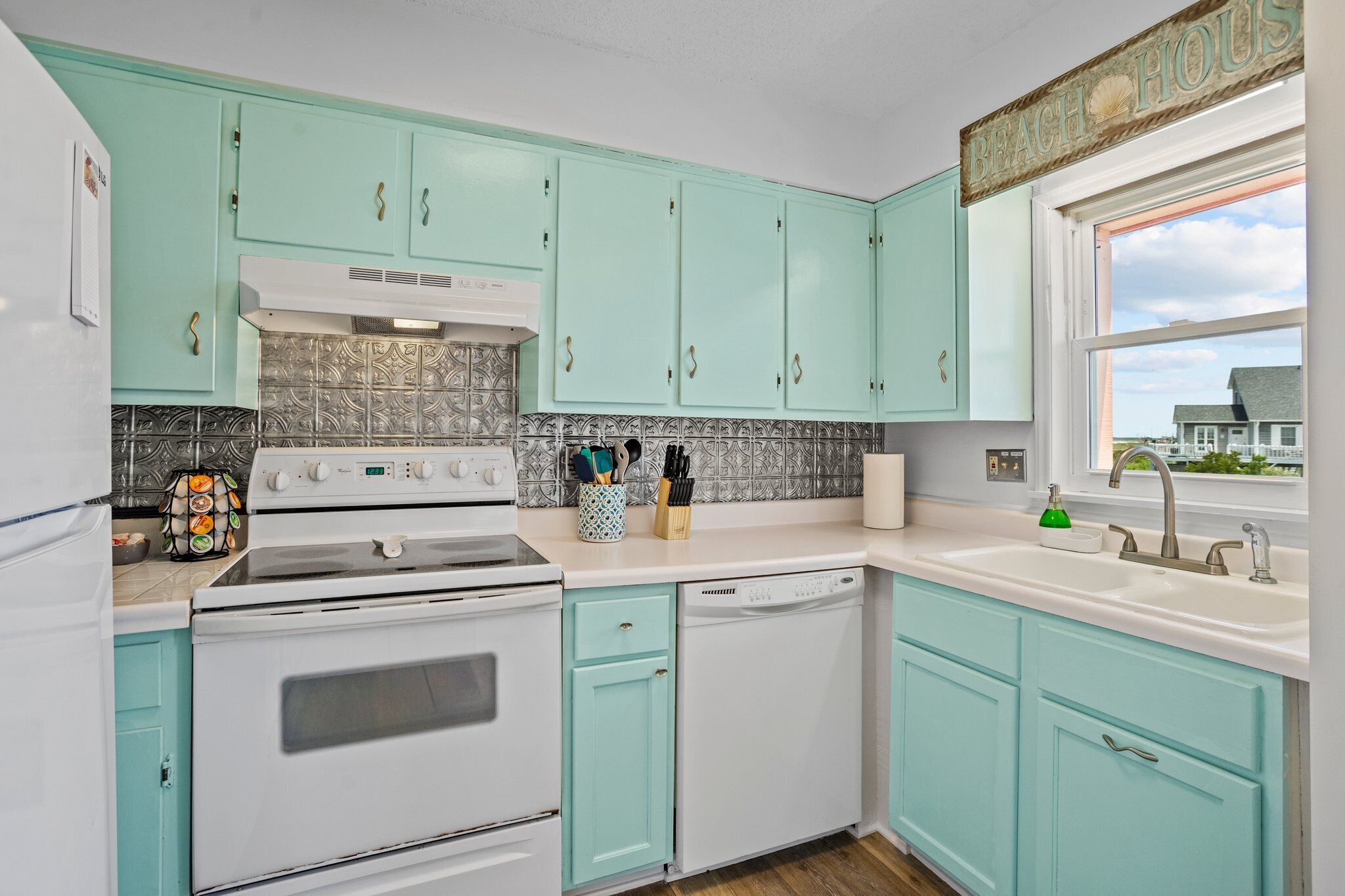 Cozy Townhouse w/ Beach Access & Intracoastal View