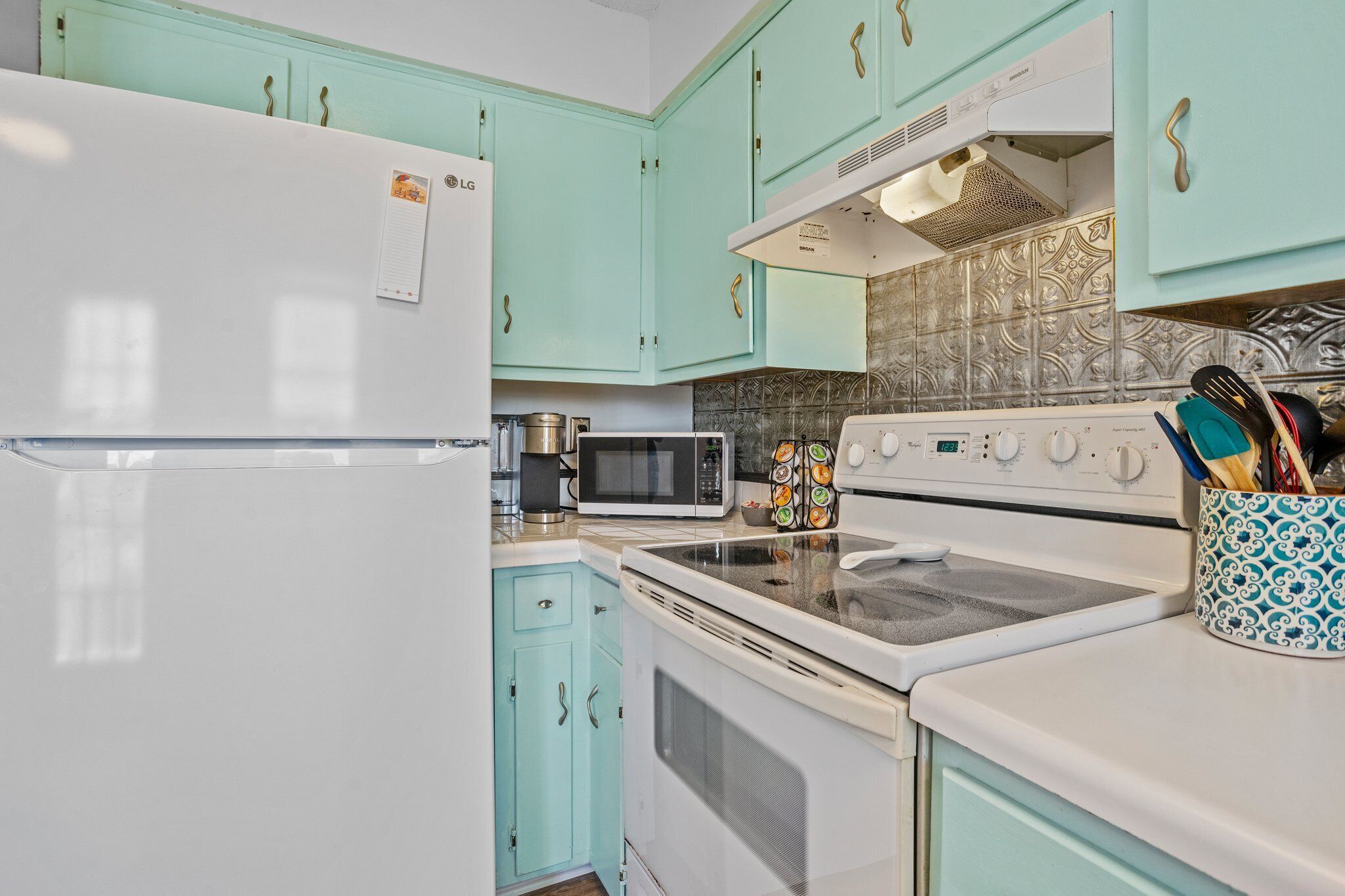 Cozy Townhouse w/ Beach Access & Intracoastal View